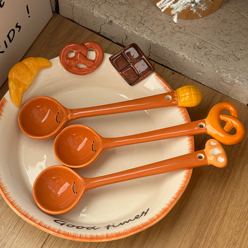 陶瓷早餐带勺子可爱酸奶冰淇淋杯