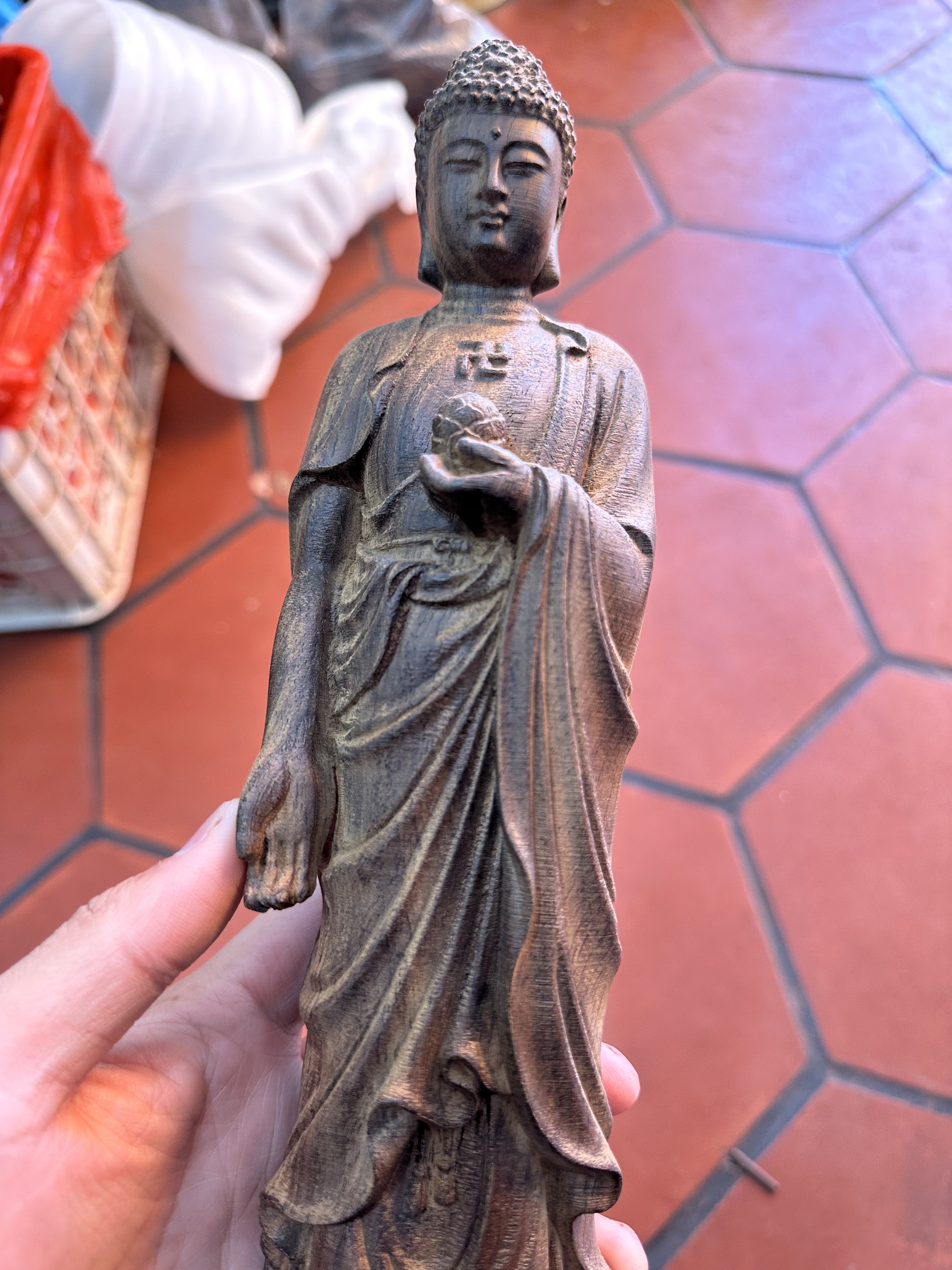 越南沉香木雕大日如来佛祖 摆件 释迦摩尼佛像红木工艺品居家摆设