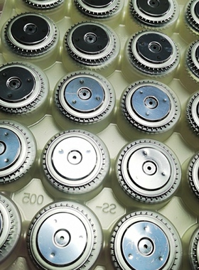 KHJ-MC131-00 YAMAHA贴片机SS8MM F3电动飞达进料前金属齿轮