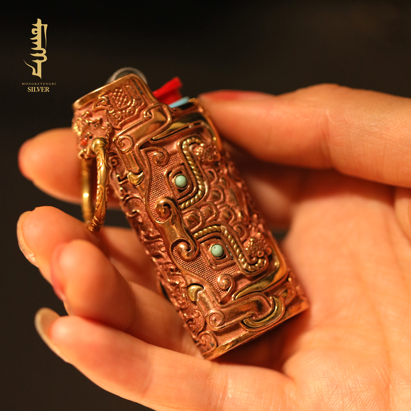 蒙客紫铜雕刻创意饕餮纹打火机套旋转天珠镶嵌松石南红民族风文创