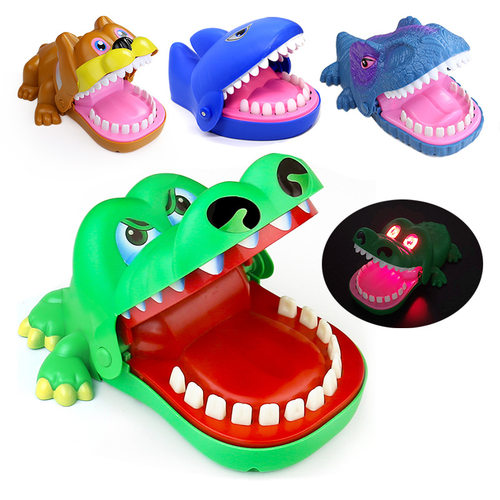Hand-biting Crocodile Scary Toy Trick Decompression Game