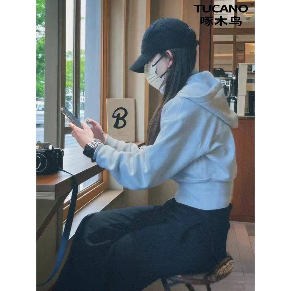 加绒浅灰色短款修身卫衣外套女秋冬韩系辣妹正肩收腰显瘦开衫上衣