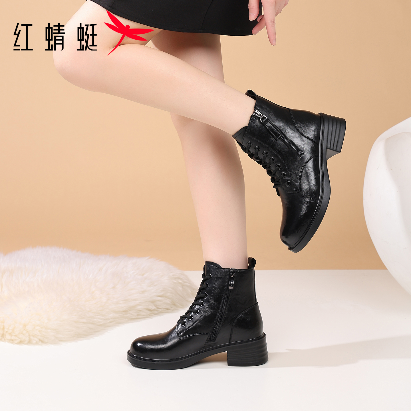 红蜻蜓女士短靴马丁靴真皮加绒