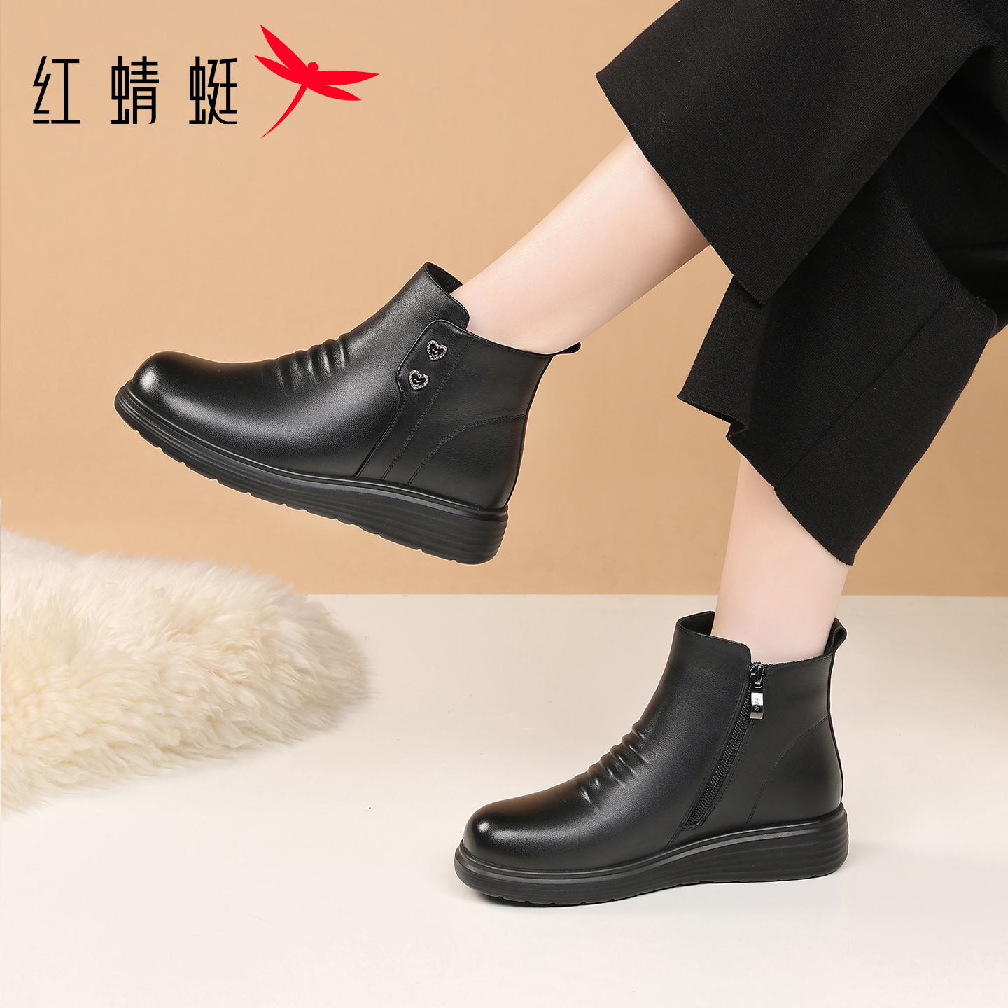 红蜻蜓女士时装靴加绒保暖真皮