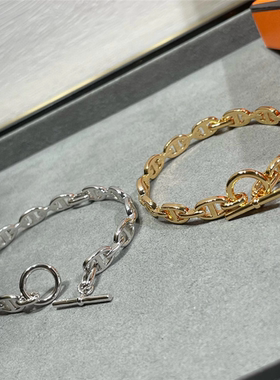 V金镀金光面猪鼻子手镯高级感女生超闪轻奢18K质感气质小红书热卖