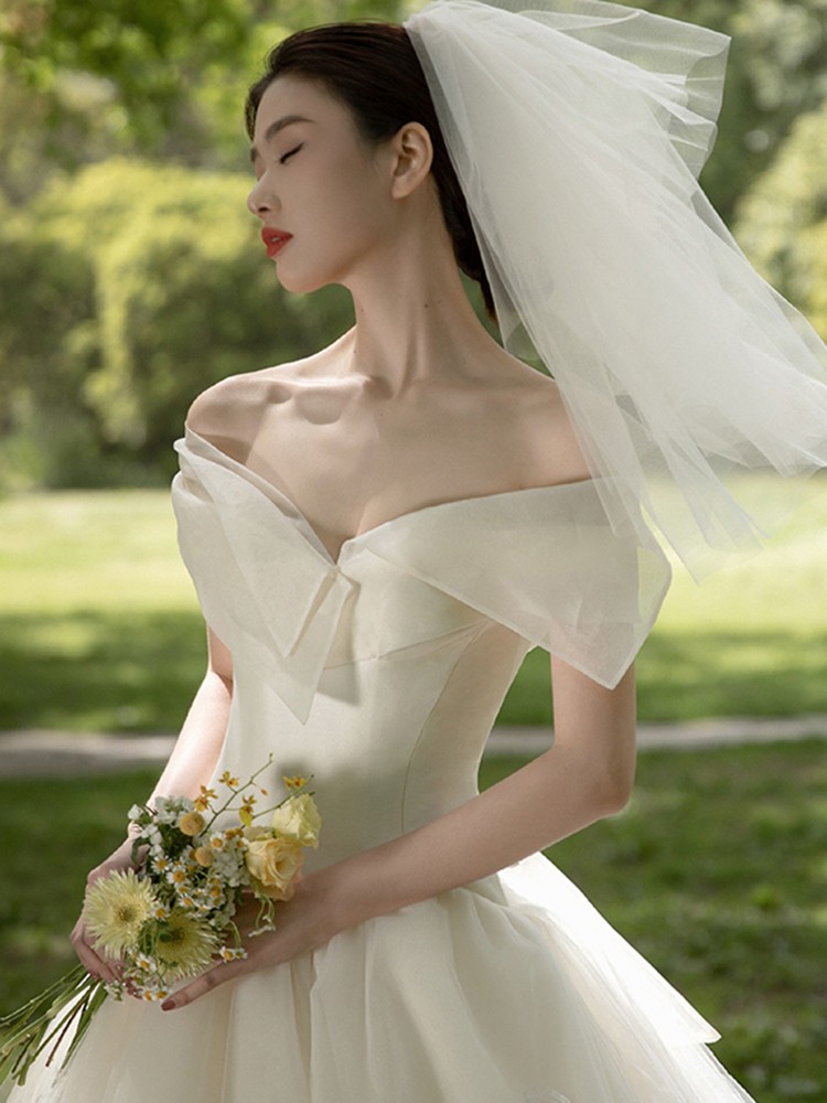 French light wedding dress 2024 new bride's word shoulders, the main yarn high -level texture, shoulder, shoulder big drag, simple 112 French light wedding dress 2024 new bride's word shoulders, the main yarn high -level texture, shoulder, shoulder big drag, simple 112