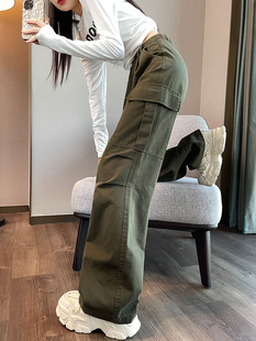 工装裤女酷飒风秋冬2025新款美式军绿色高腰直筒登山运动休闲裤子