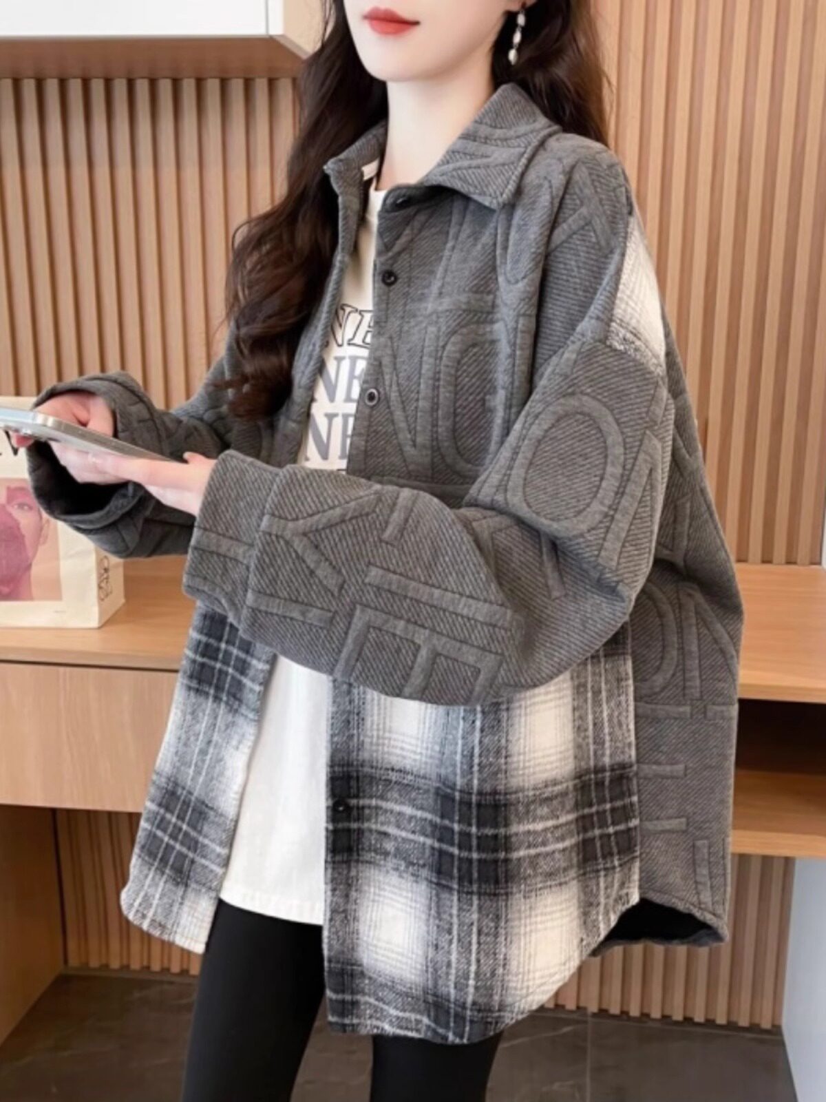 深灰色格子衬衫女春秋2025年新款设计感小众宽松显瘦上衣拼接外套