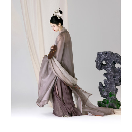 【上遥居】折梅 宋原创汉服女夏棕色系梅花系列大袖衫百迭绣花