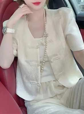 泡泡袖中国风高级感两件套女