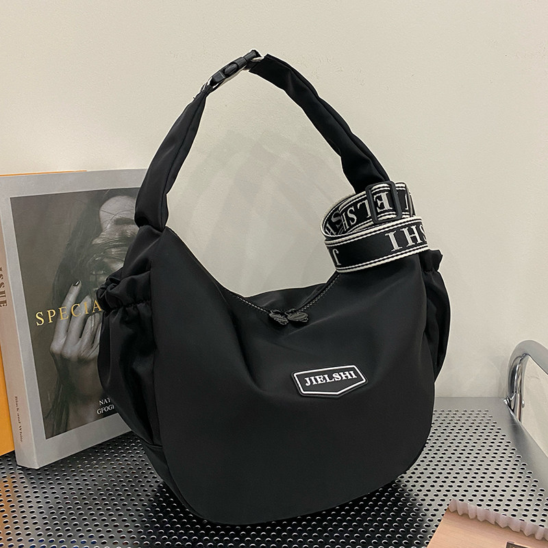 捷朗仕新款百搭小包包手提包女2026春季新潮斜挎包牛津布单肩女包,箱包皮具/热销女包/男包,牛角包,淘宝优惠券,粉丝福利购,淘宝优惠卷