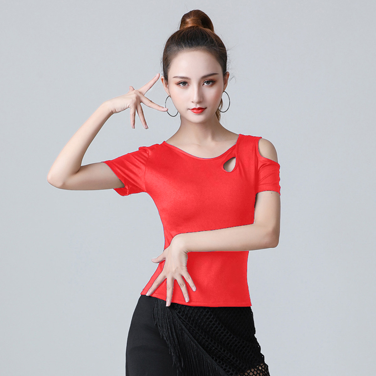 成人摩登舞女士拉丁舞成年性感交谊舞T恤修身显瘦露肩上衣练功服