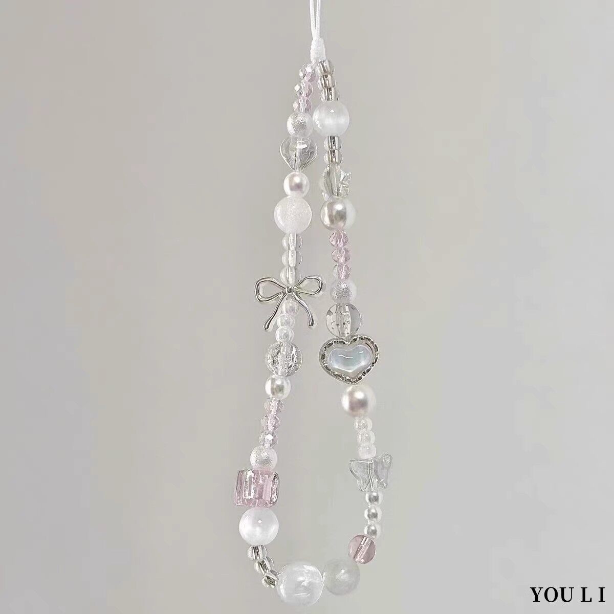 透白爱心蝴蝶手机链珠串链条手腕挂绳创意挂件高级感挂链相机挂饰