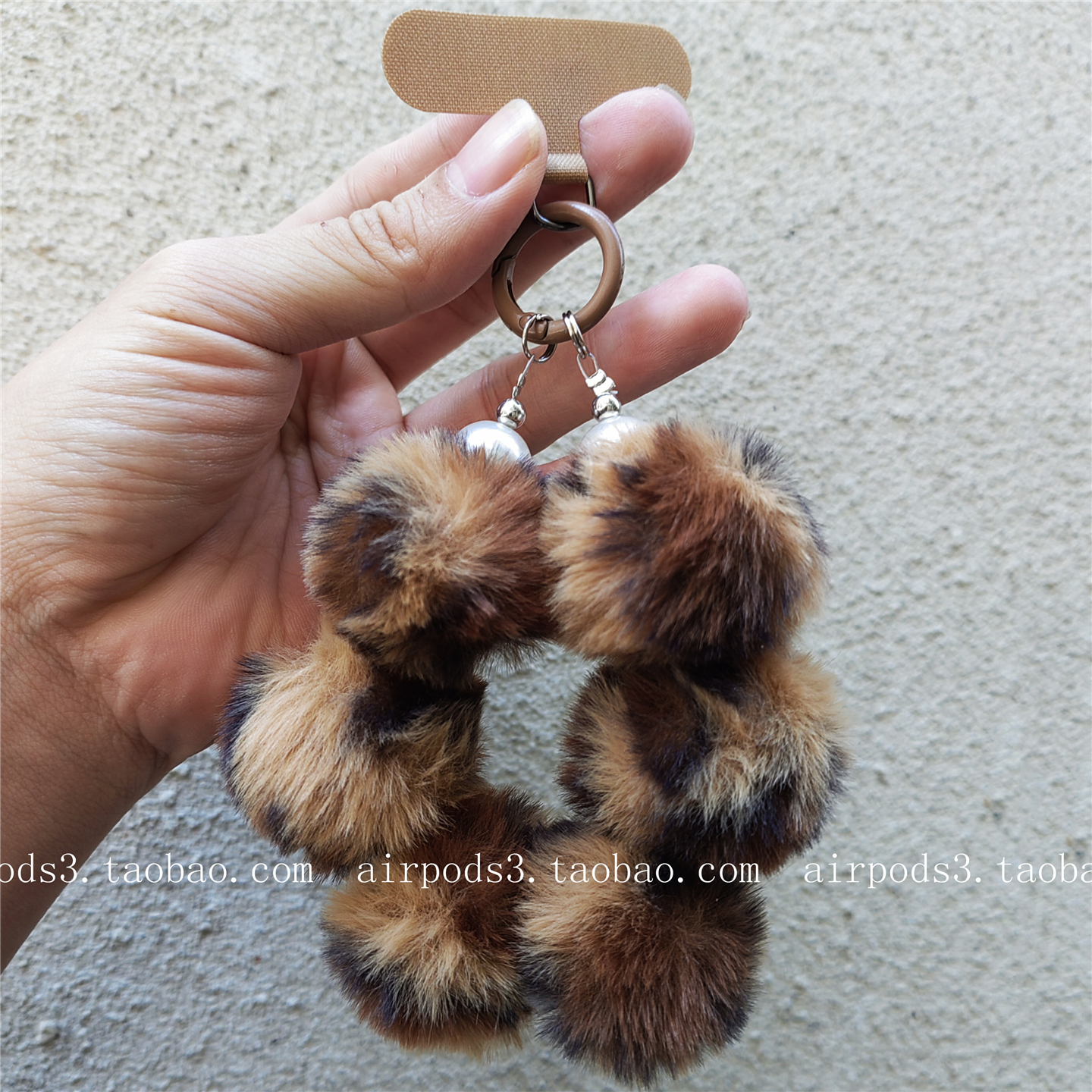 少女心ins秋冬毛球毛绒串珠手机链ccd相机挂件便携手机壳挂绳防丢