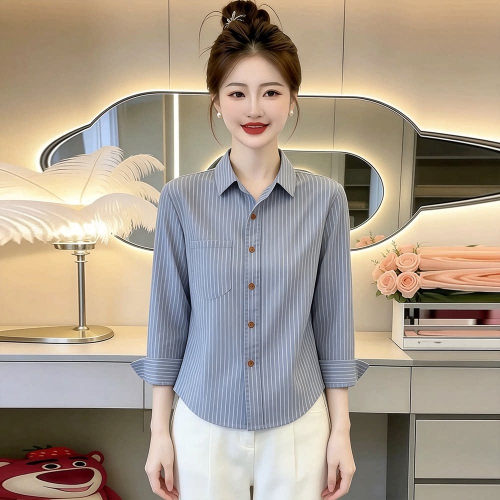 休闲外套女2026年新款通勤风蓝色竖条纹衬衫长袖翻领宽松显瘦上衣