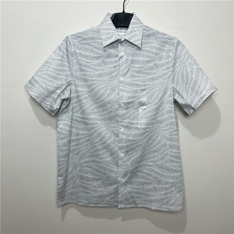 XS码CK/Calvin Klein男士夏季动物纹后领标刺绣logo短袖衬衫衬衣 - 实物图