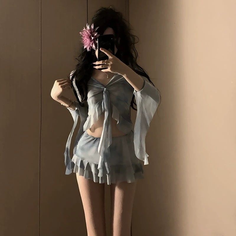 新款蓝色扎染分体泳衣女比基尼四件套钢托聚拢纯欲飘带高级感海岛