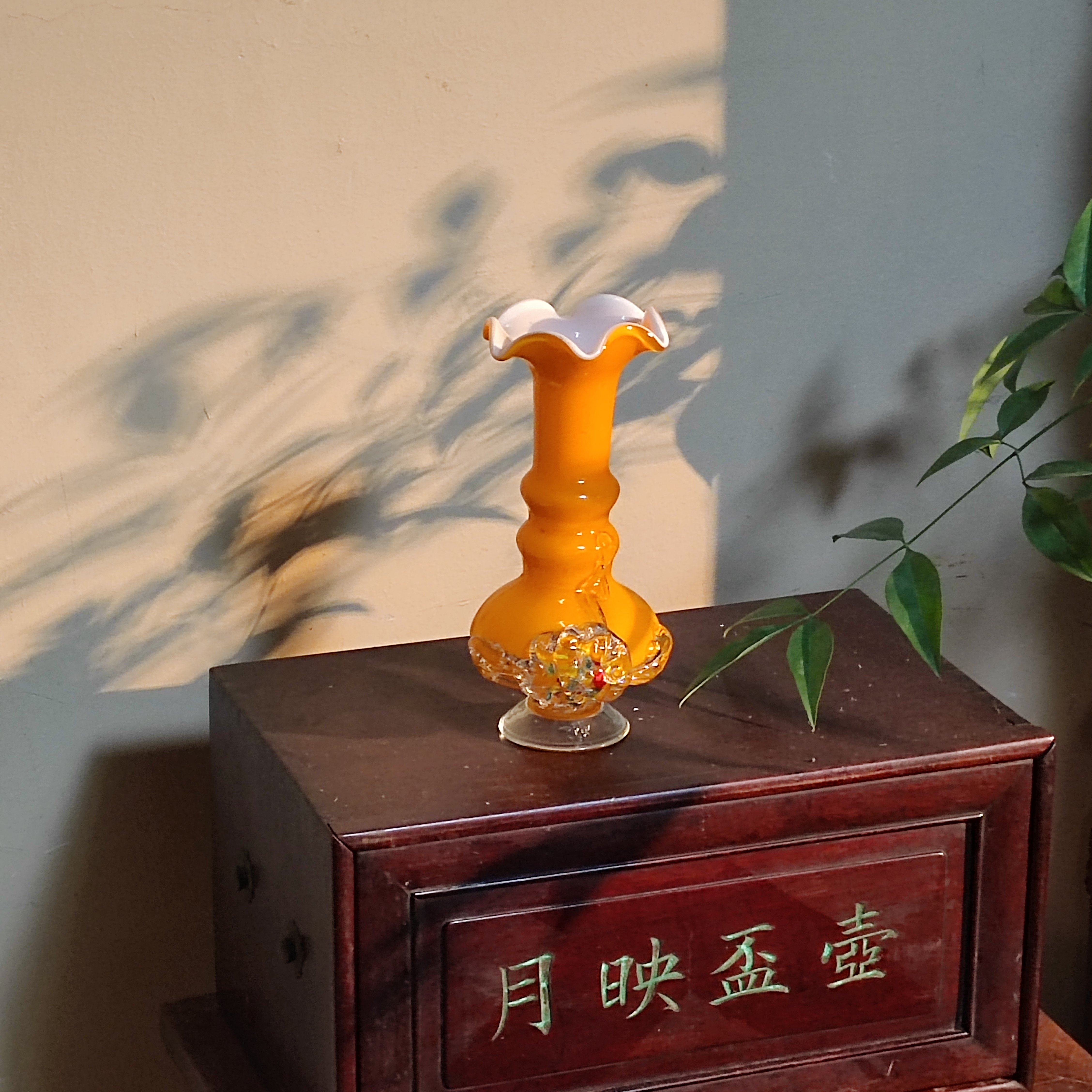 780年代琉璃花瓶插花玻璃花瓶摆件老物件复古怀旧收藏品