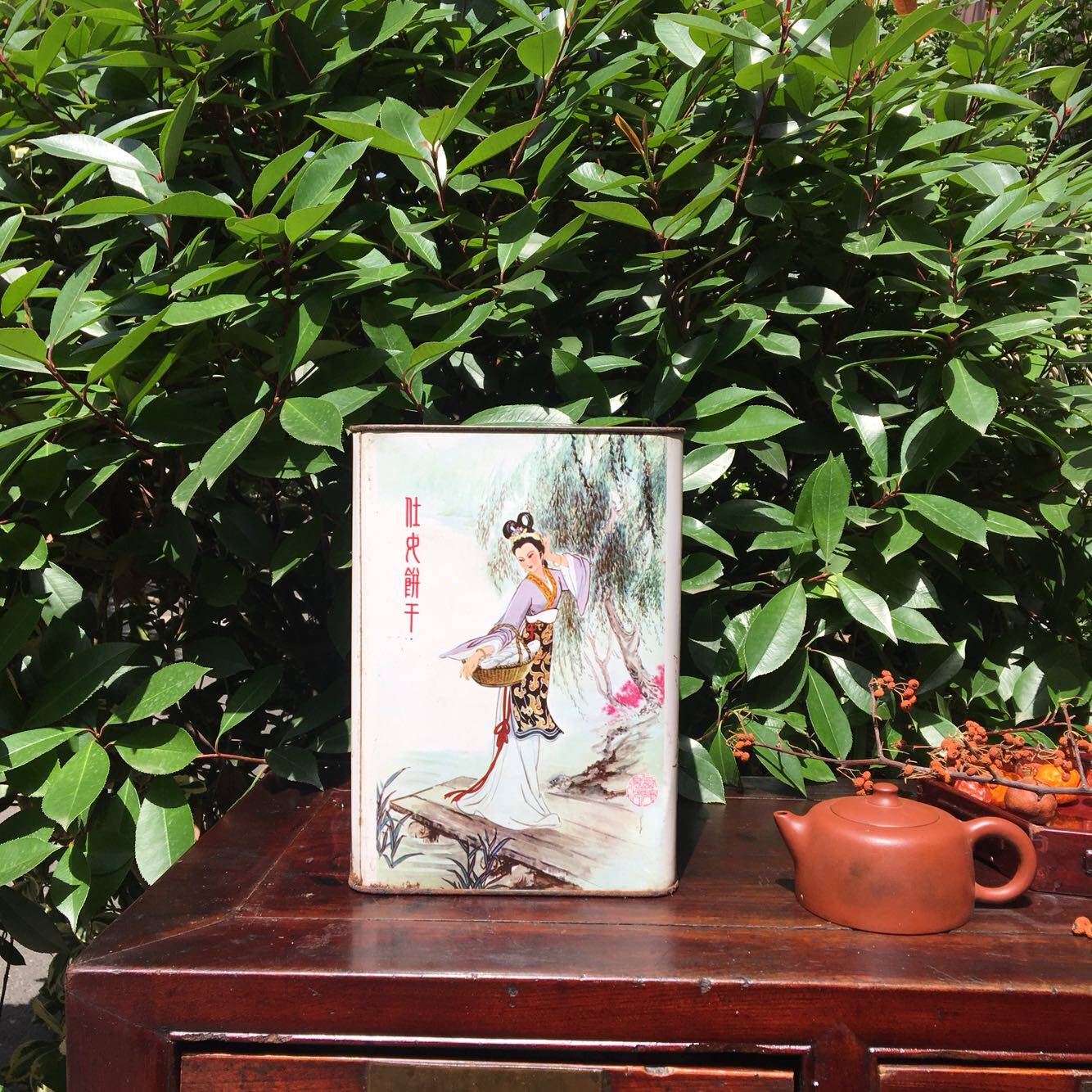 80年代铁皮盒子罐饼干收纳老物件古董新中式摆件8323