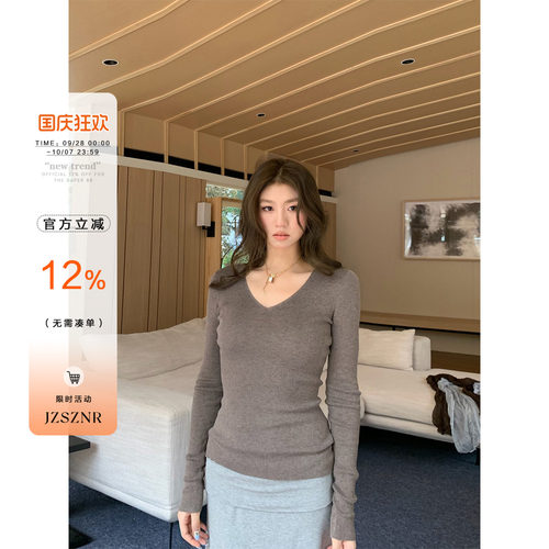 OTee韩系基础V领针织衫女秋季