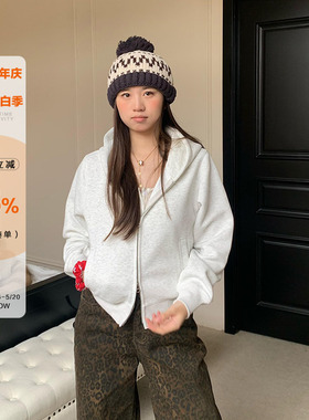 橘子树在哪儿灰色短款连帽卫衣外套女春季款宽松慵懒风双拉链开衫