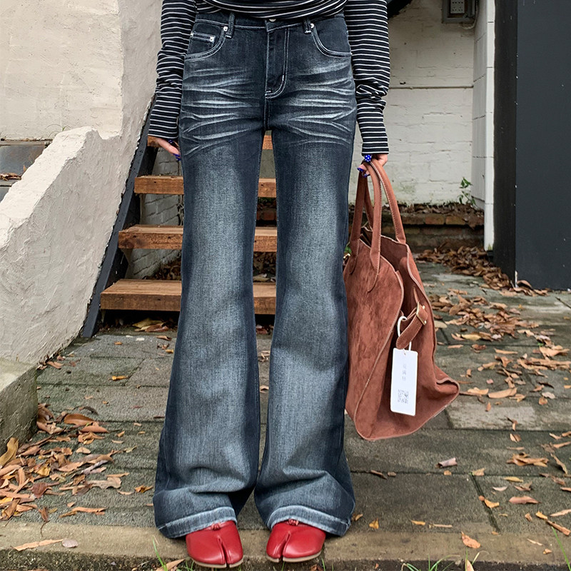 橘子树在哪儿辣妹中腰水洗猫须微喇牛仔裤女秋季提臀弹力显瘦裤子