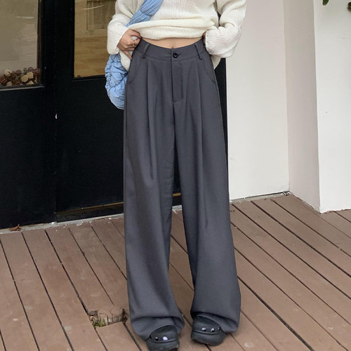 橘子树在哪儿灰色休闲西装裤