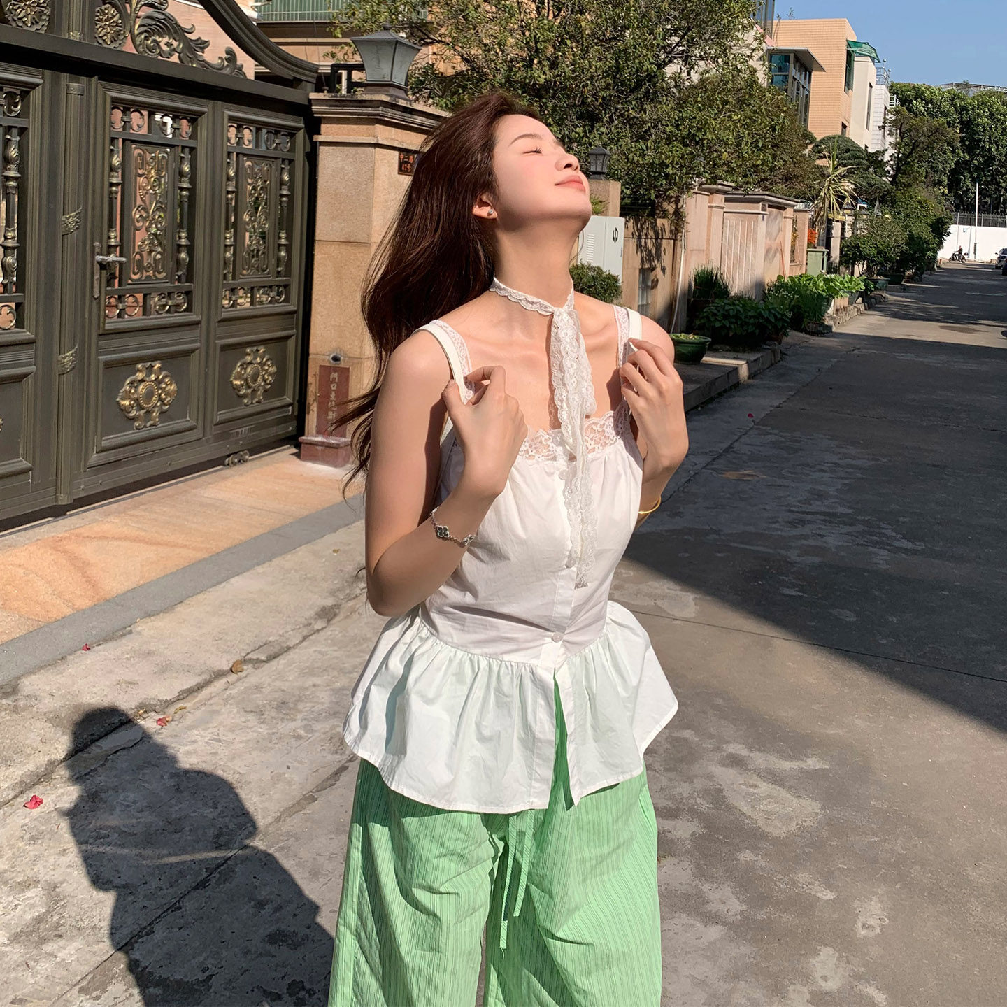 【1/21新品上新】橘子树在哪儿白色吊带,女装/女士精品,背心吊带,淘宝优惠券,粉丝福利购,淘宝优惠卷