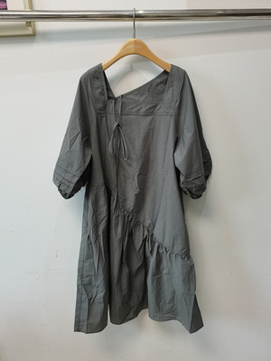 米蔻百家好夏季新款韩时尚不规则宽松休闲女式连衣裙HVOP321I