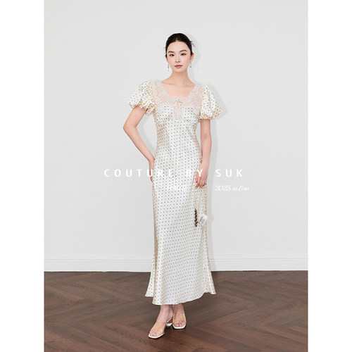 气质收腰泡泡袖连衣裙女