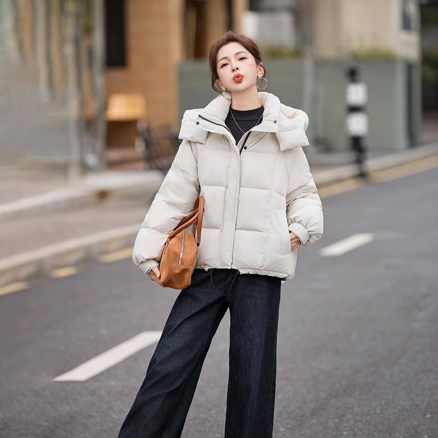 灰蓝色短款连帽羽绒服5女202新款韩系ZYI99861设冬计感加厚服保暖