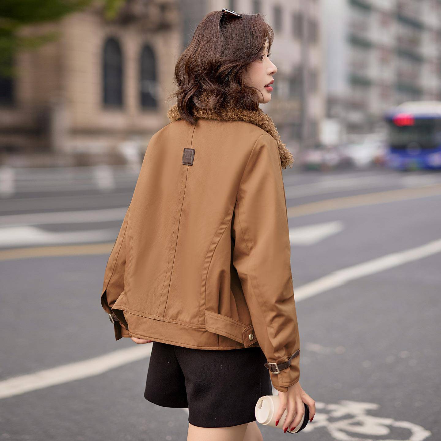 派LU9116-1克服女205年冬季帽新款连保暖加绒加厚大1毛领时尚女外