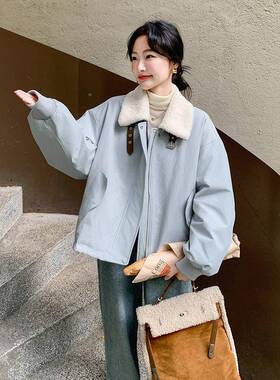 蓝色羔翻领短款羽绒服女冬季2025克新C203-755款韩系休羊闲小众毛