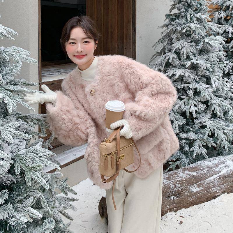粉甜减龄仿皮毛一体羊毛外套女202b275-W765冬新款色圆领保暖美短