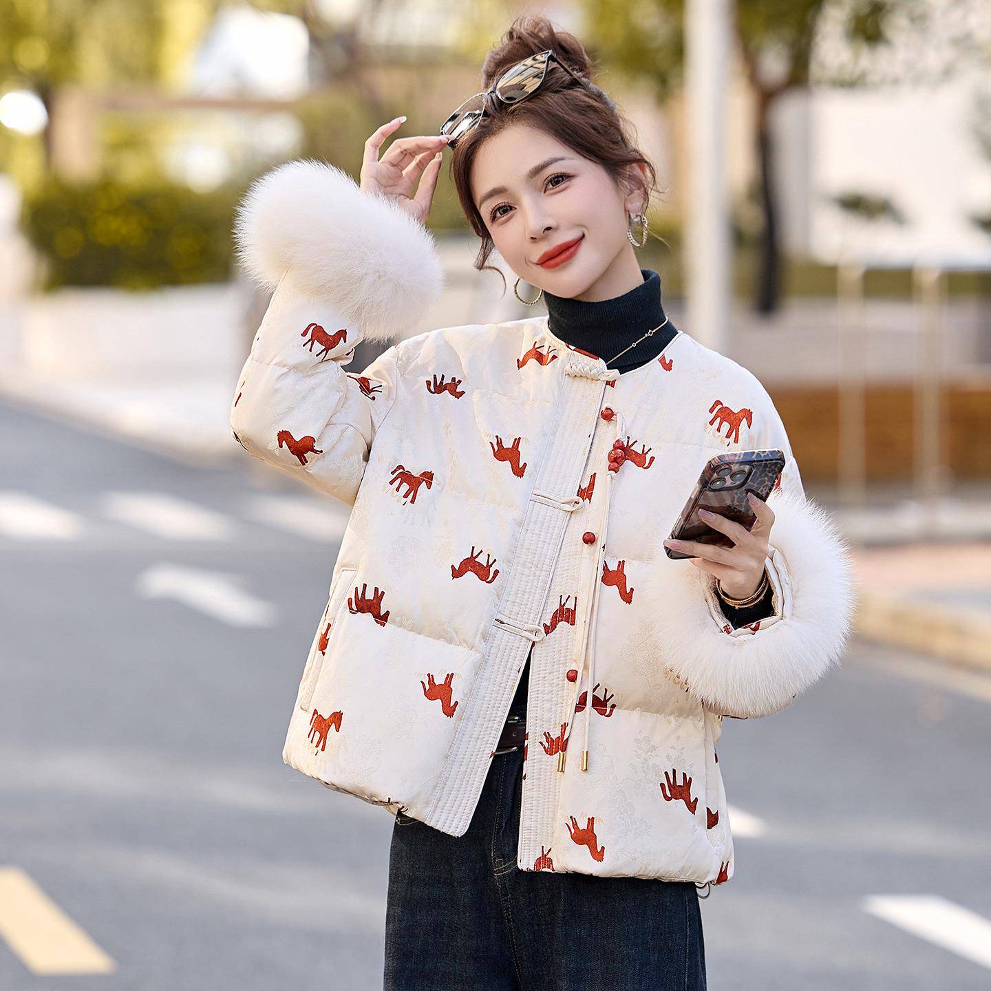 新季中式羽绒服025冬新气质国风羽RS2859-1绒外款套配真2狐狸袖毛