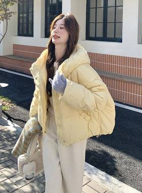 奶服黄色短款羽绒女冬205新款小C309-773个子洋季气减龄加厚90白