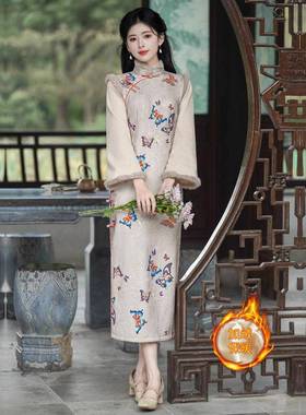 2025立LX2654-1冬新款新中式X领秋玉兔提花微喇袖口加绒旗袍连衣