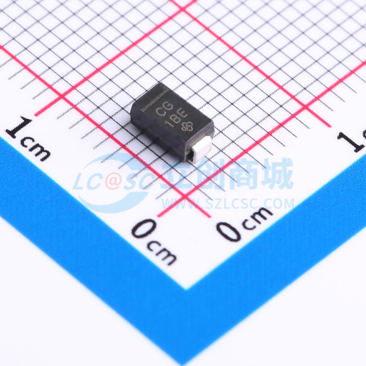 TVS/ESD管 SMAJ28A-E3/5A SMA(DO-214AC) 28V 8.8A 原装正品