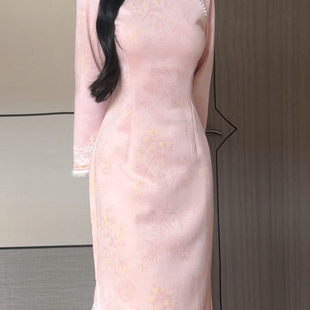 抹茶麻薯2025年冬季新款粉色素雅新中式保暖加绒旗袍气质淑女范