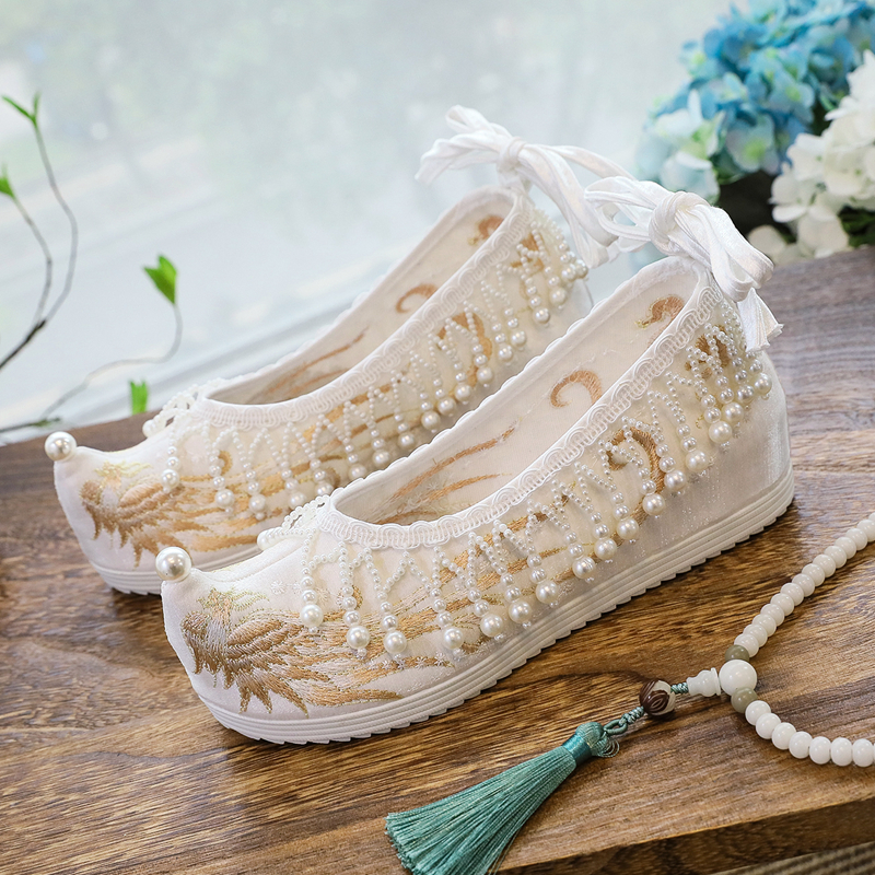 古风汉服鞋子古装绣花鞋新娘婚鞋