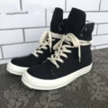 Headless Black Canvas