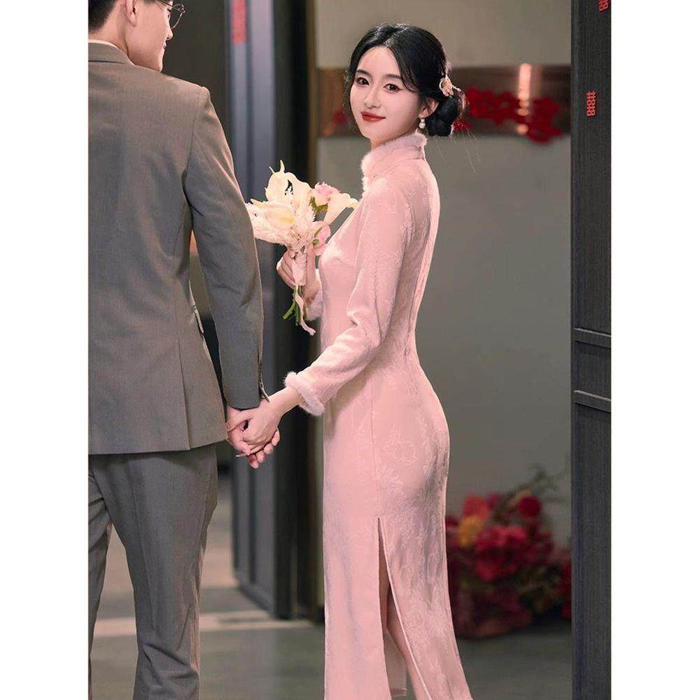 2026长袖聚会少女年轻新款绒订婚日常旗袍加绒中式改良粉色婴儿