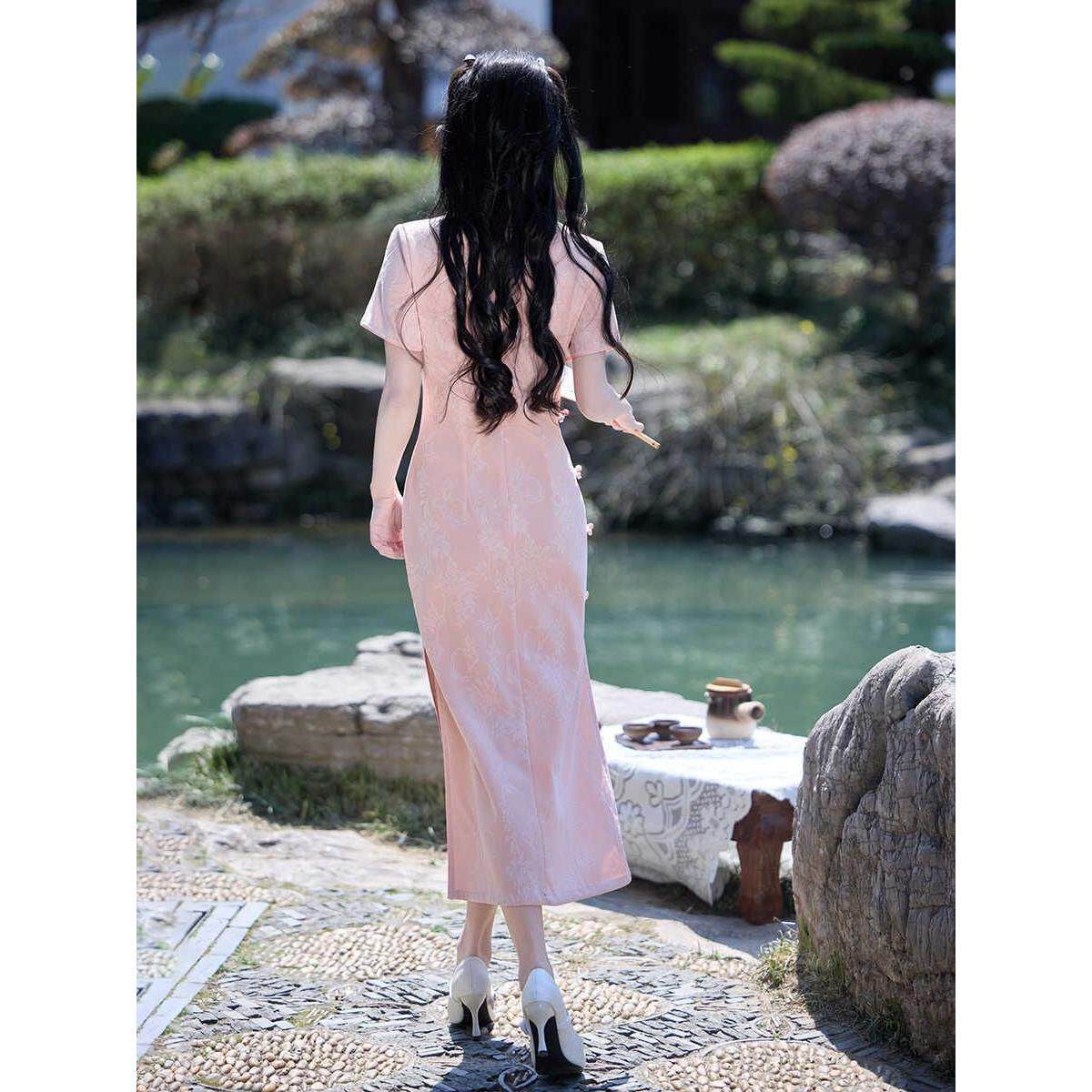 粉色高贵旗袍裙感旗袍礼服连衣裙款款年轻气质日常收腰新少女改良