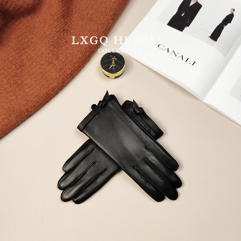 2025新款头层小绵羊皮真皮手套女触屏保暖加绒骑车开车骑行秋冬季