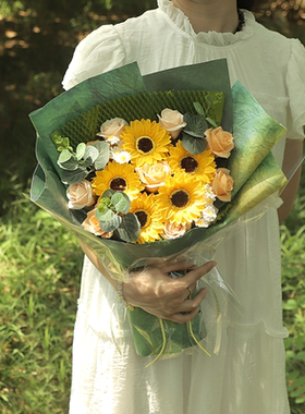 成人礼毕业向日葵玫瑰仿真花束绿色森系复古高级送男女生礼物成品