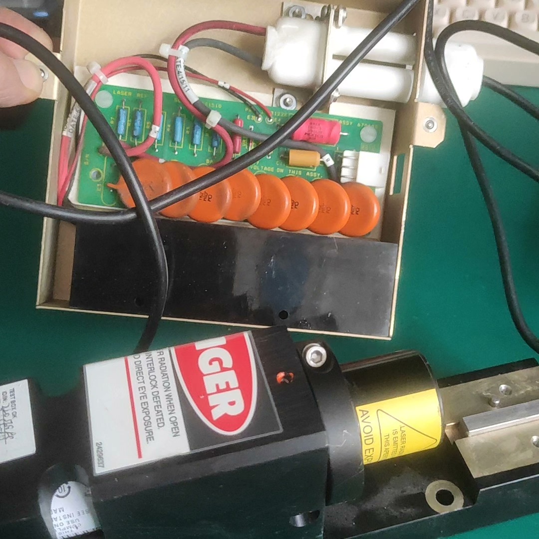JDSUniphase激光器1107-