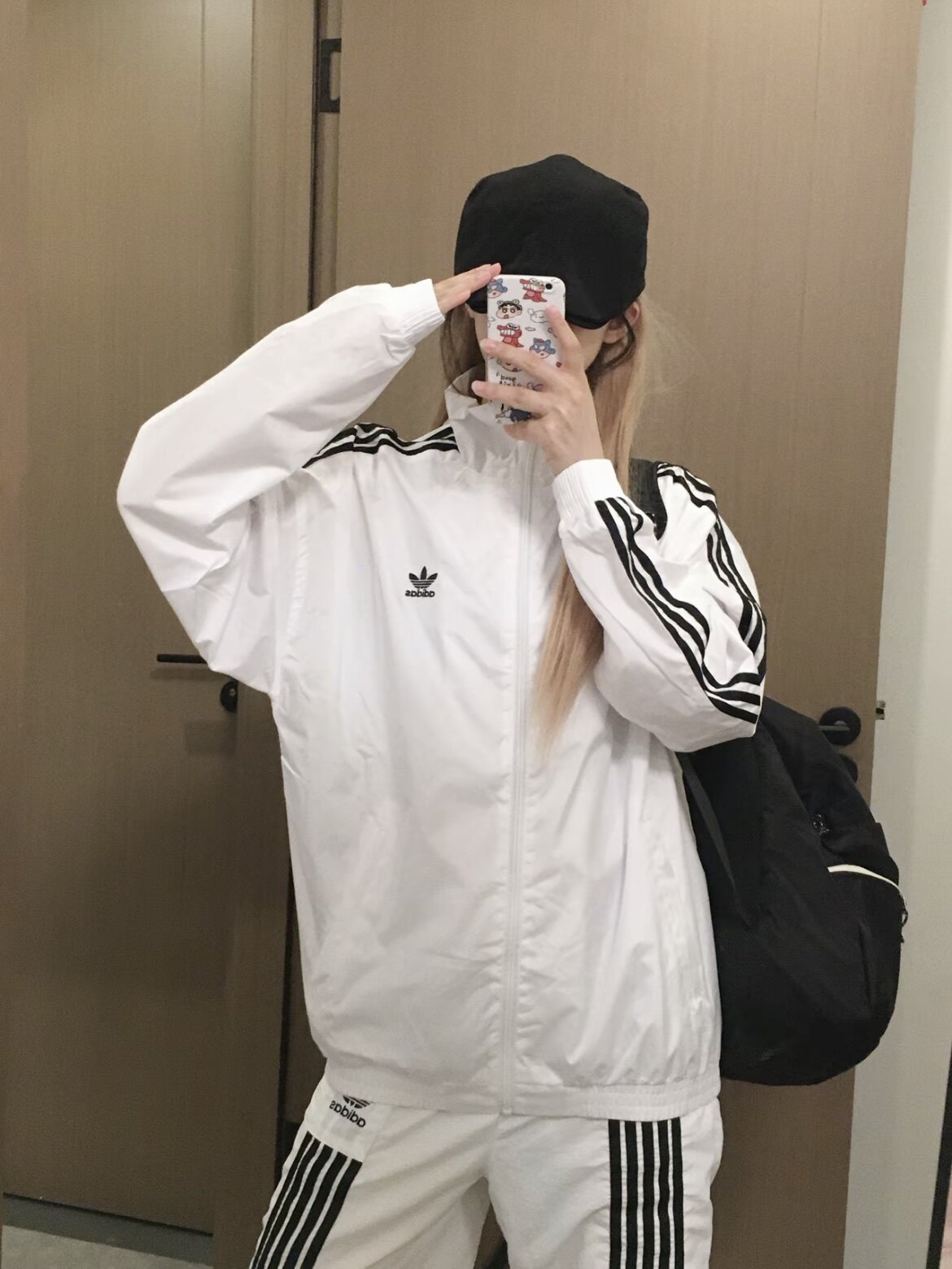 Adidas Куртка Adidas классическая белая повседневная куртка в полоску с воротником-стойкой для мужчин и женщин JI7535 Изображение 1