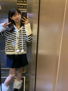 外套 超好看秋季 新款 条纹水貂毛毛衣女显瘦短款 慵懒风针织连帽开衫