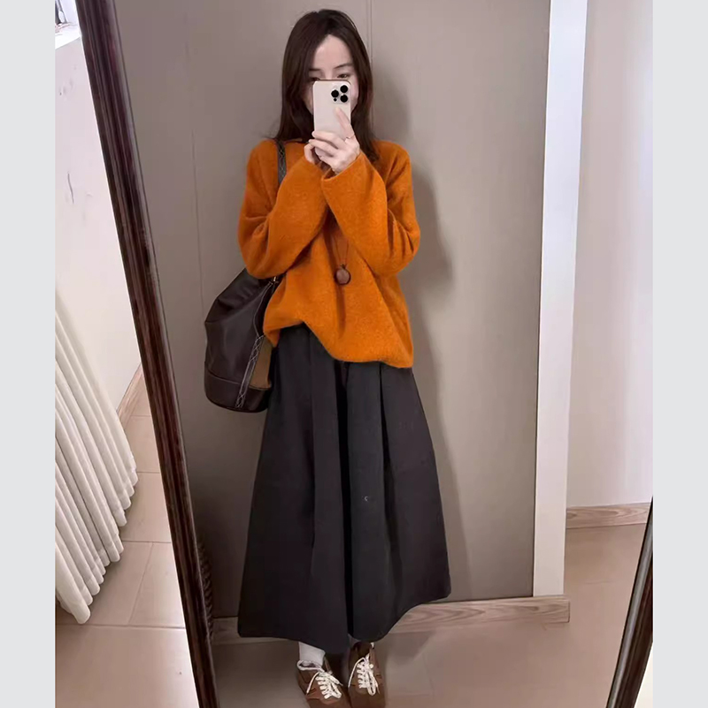 慵懒风圆领针织毛衣女2025秋冬季