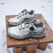 防泼水耐磨运动越野徒步鞋 外贸尾货旋转系带户外登山鞋 男女情侣款